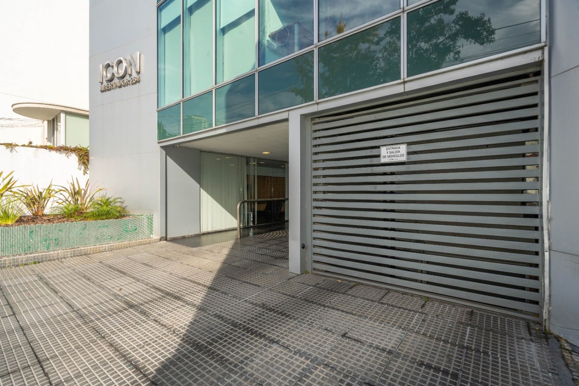 VENTA PISO OFICINA 234m2 LIBERTADOR VICENTE LÓPEZ