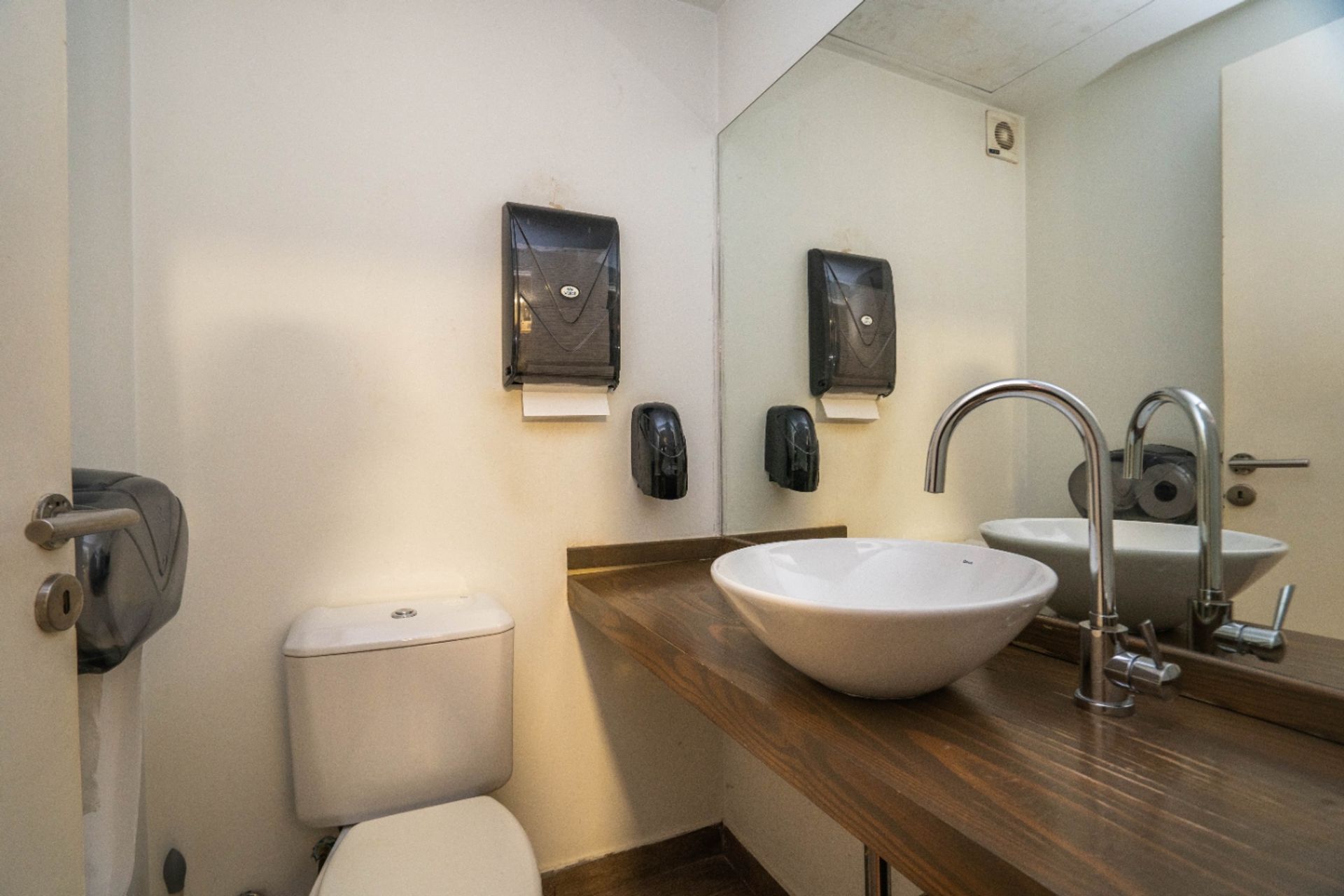 VENTA PISO OFICINA 234m2 LIBERTADOR VICENTE LÓPEZ