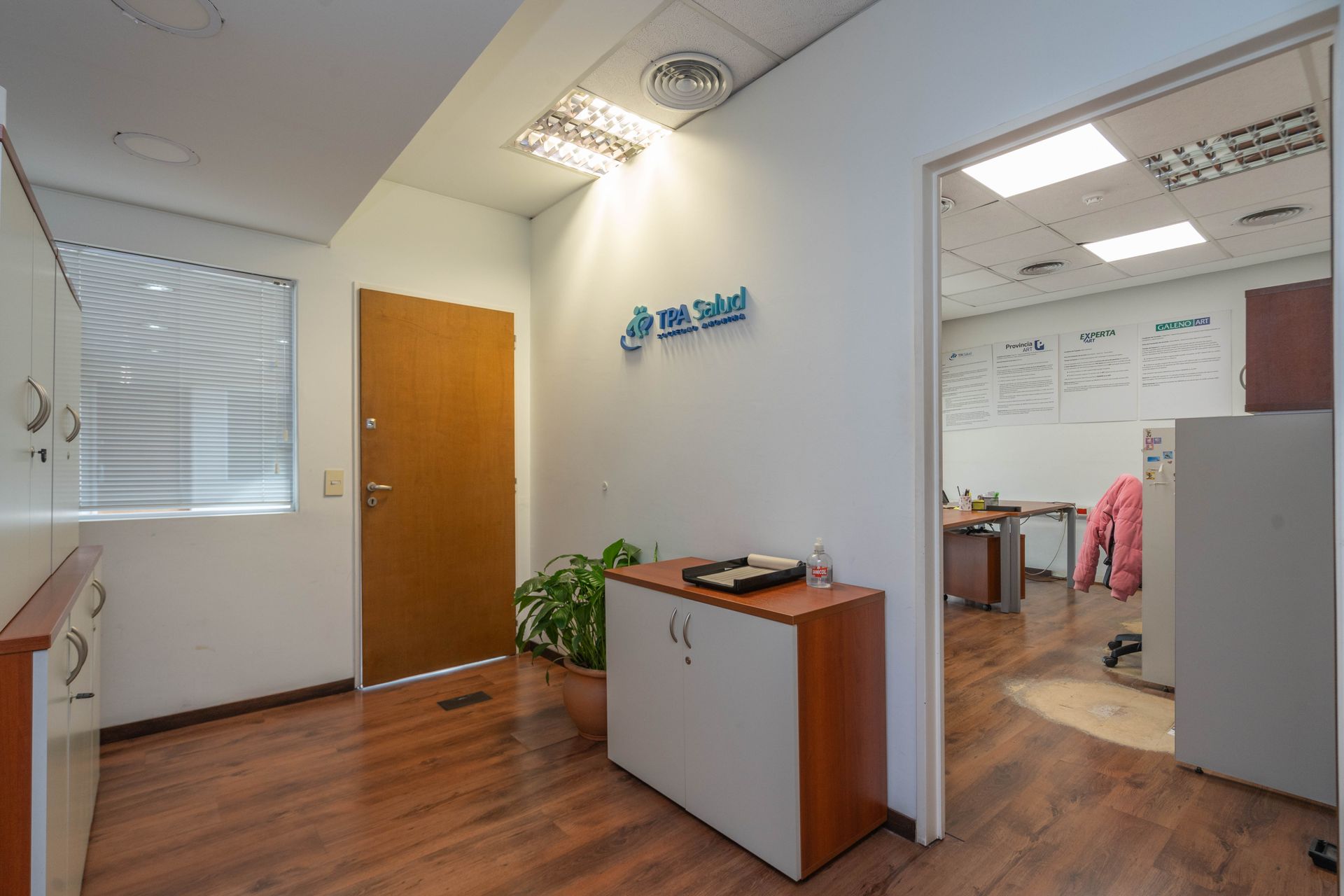 VENTA PISO OFICINA 234m2 LIBERTADOR VICENTE LÓPEZ