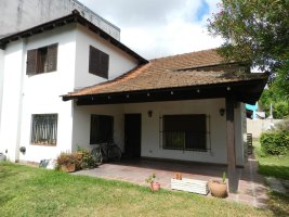 For Sale House 2-Bedroom in Don Torcuato-Apartment Credit
