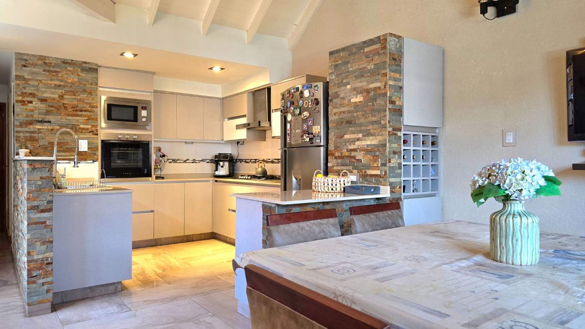 Venta Casa 4 Amb Piscina Galeria Nueva Martinez
