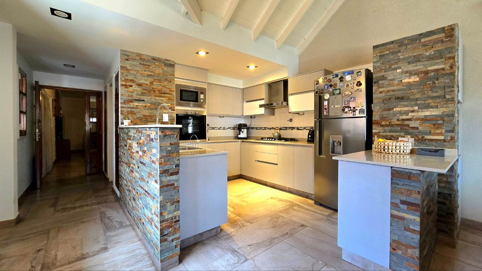 Venta Casa 4 Amb Piscina Galeria Nueva Martinez