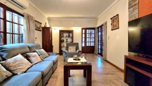 For Sale House 3‑bedroom Pool Gallery New Martinez