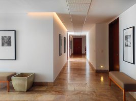 VENTA OFICINA - EXCELENTE UBICACION c/2 cocheras