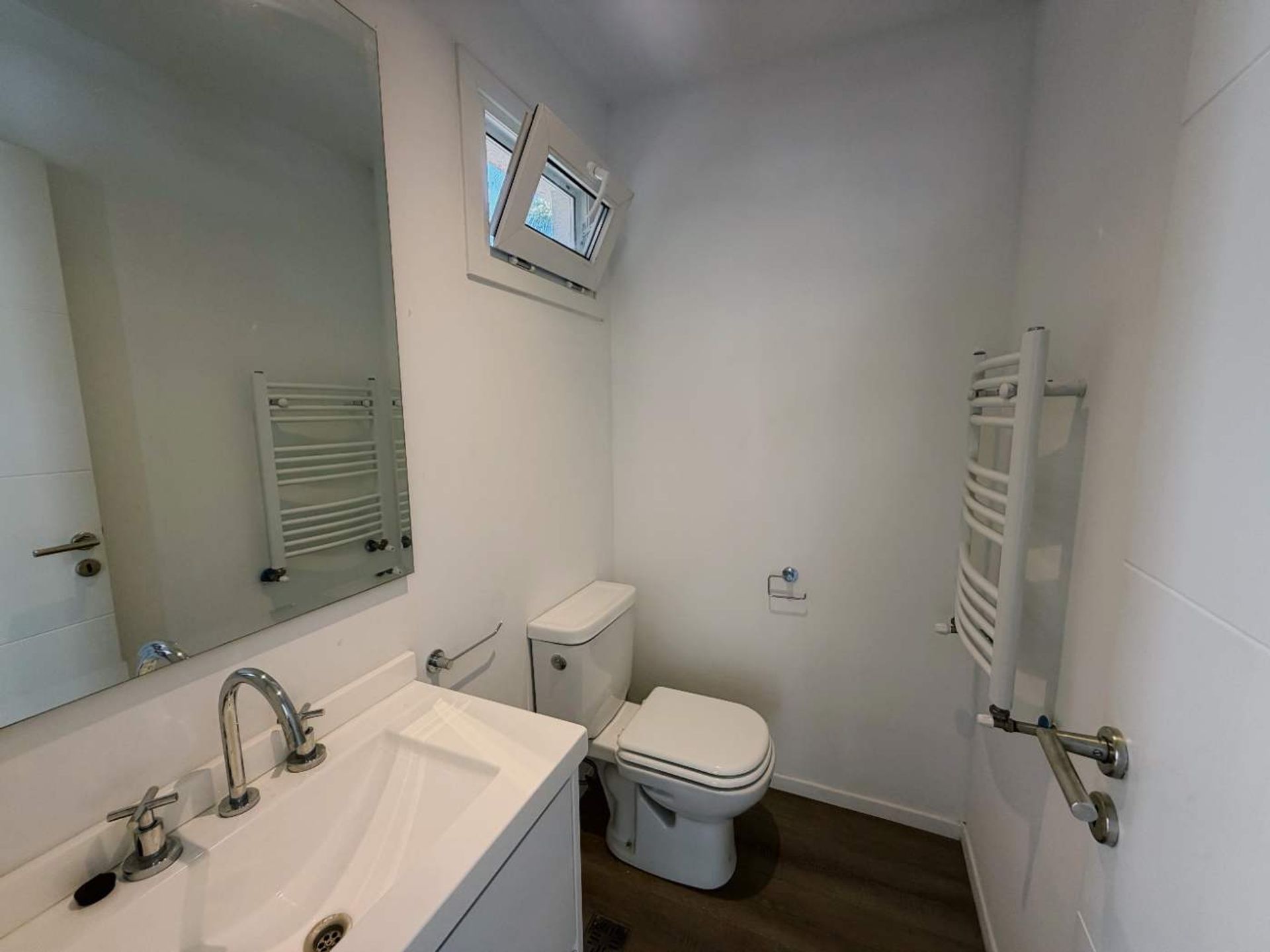 Casa En Venta 4 Amb. A Estrenar Con Pileta Pacheco