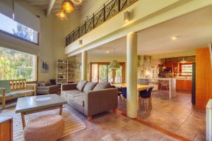 CASA EN VENTA 5 AMBIENTES c/ PILETA-DON TORCUATO