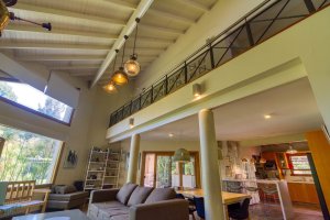 CASA EN VENTA 5 AMBIENTES c/ PILETA-DON TORCUATO