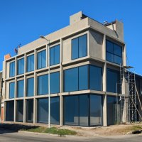Venta local en esquina a estrenar Villa Ballester