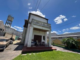 Sale House to be Recycled in Villa Adelina