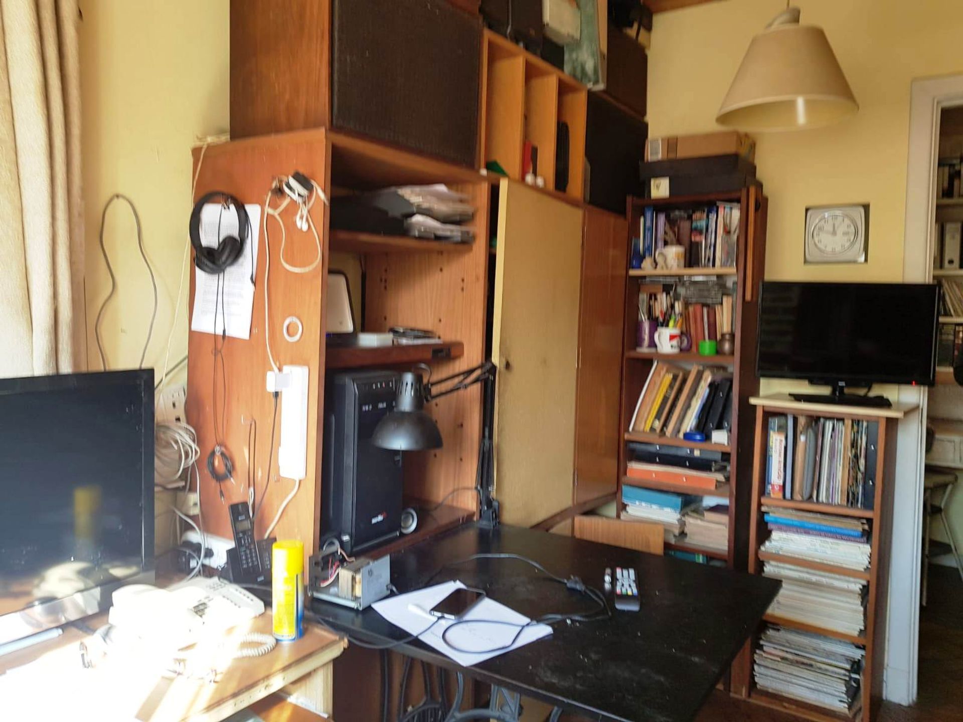 Casa de 4 ambientes/patio y cochera VENTA Acassuso