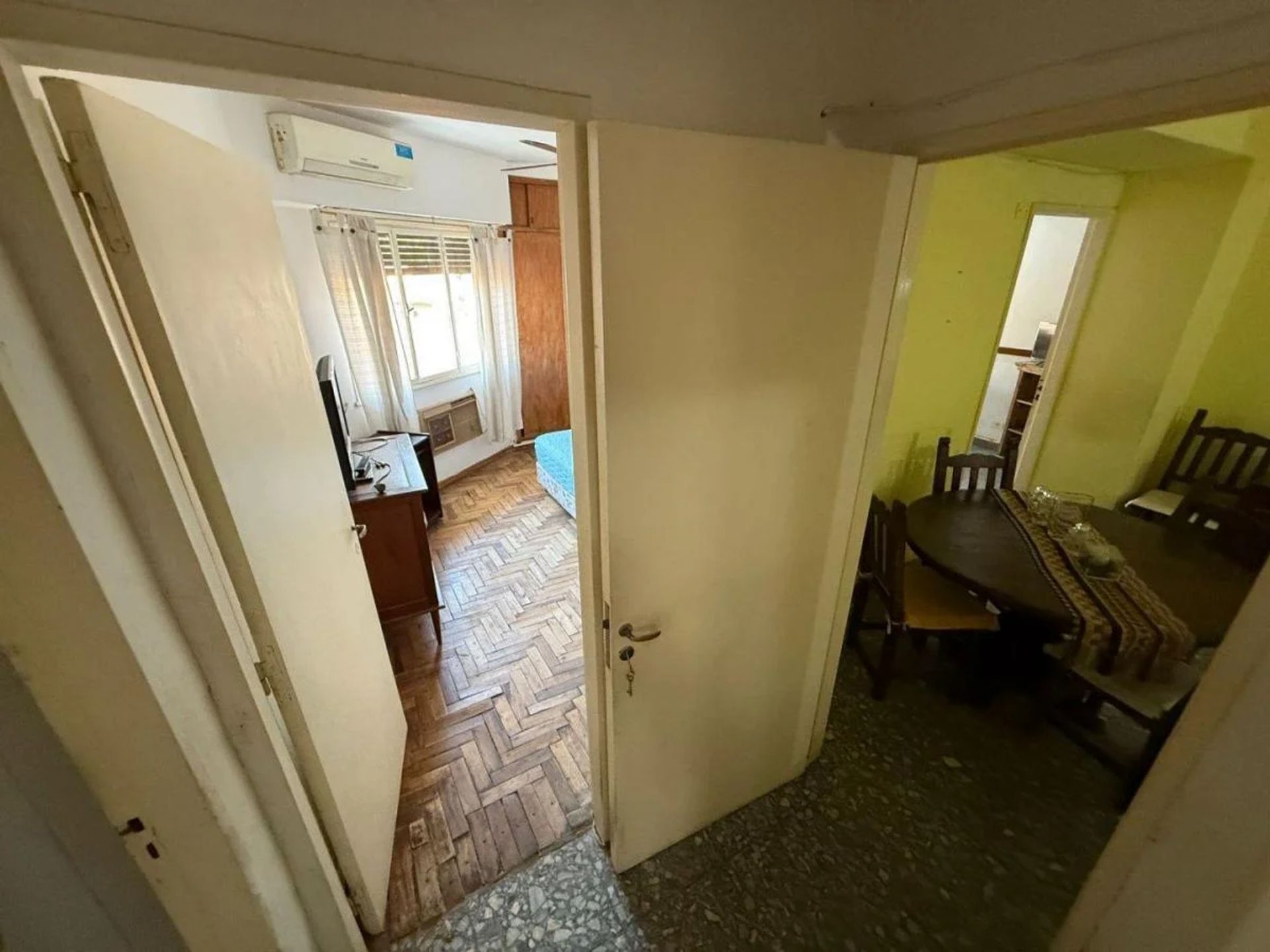 Venta PH Multifamiliar 2 casas Martinez