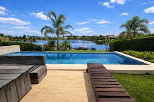 3‑bedroom house for rent furnished by the lagoon