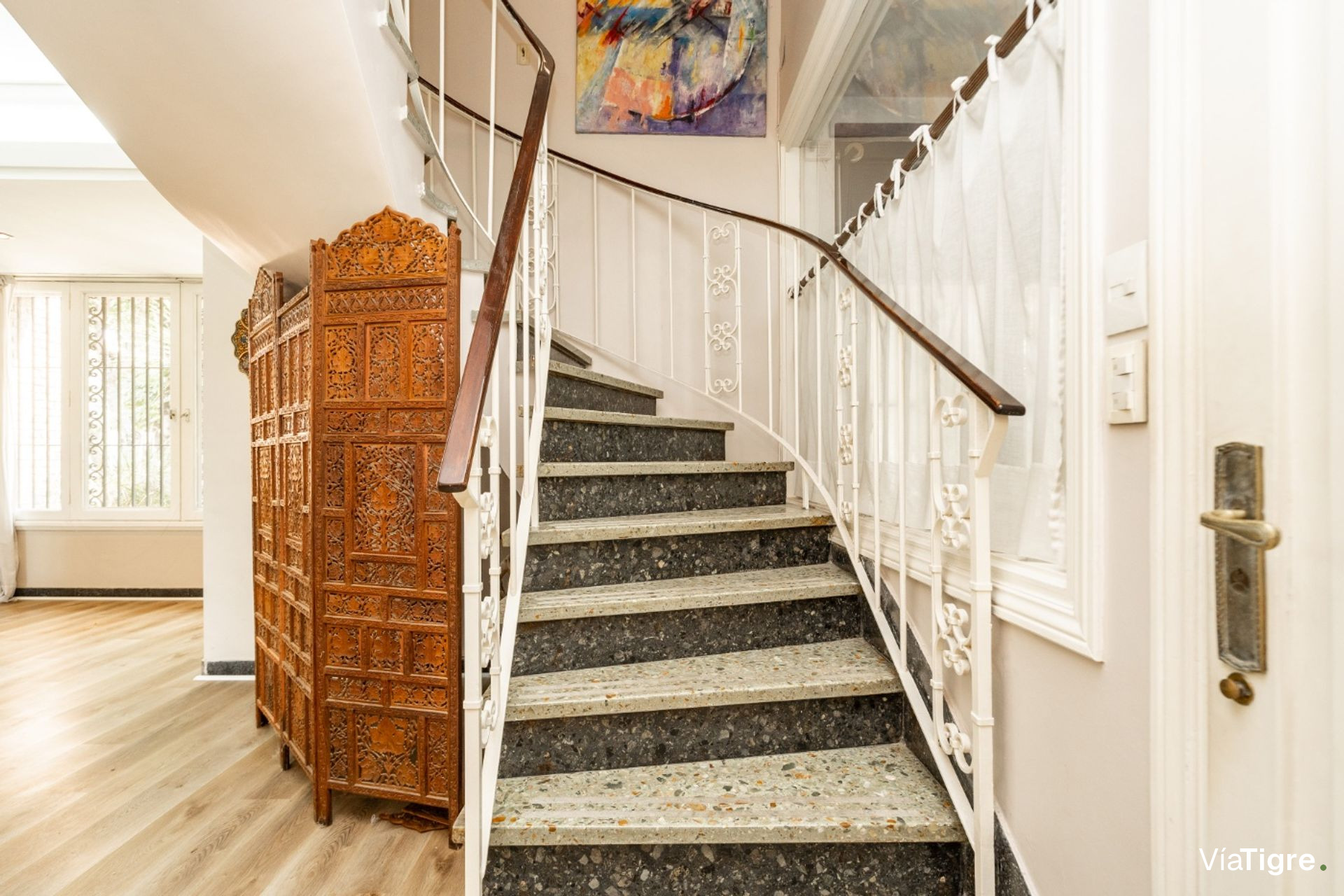 Venta casa La Lucila jardín pileta cerca estación