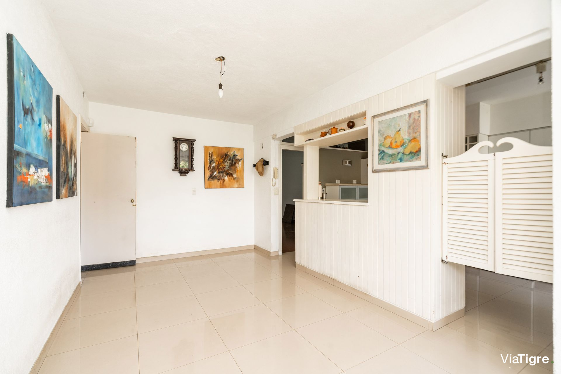 Venta casa La Lucila jardín pileta cerca estación