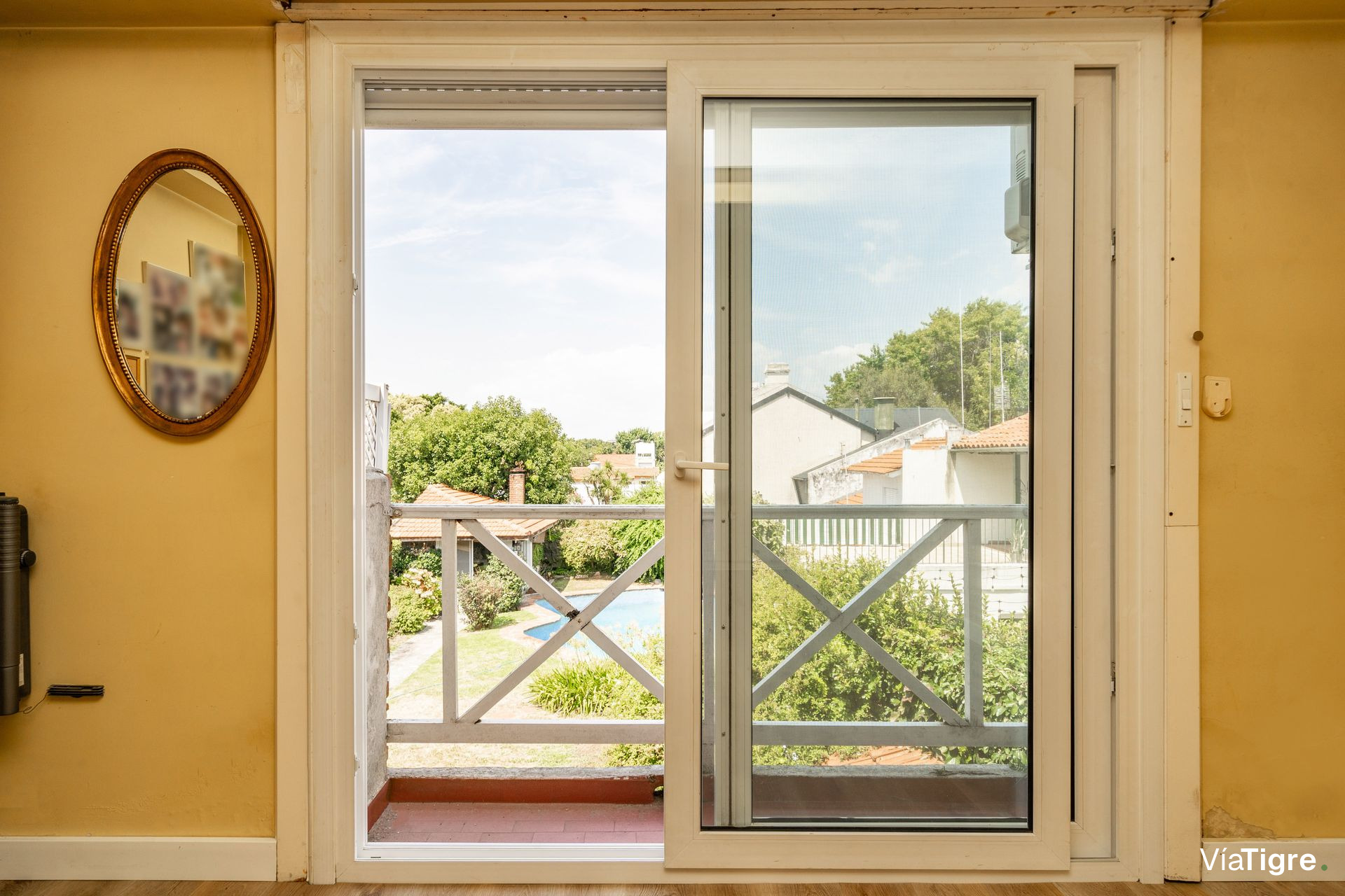 Venta casa La Lucila jardín pileta cerca estación