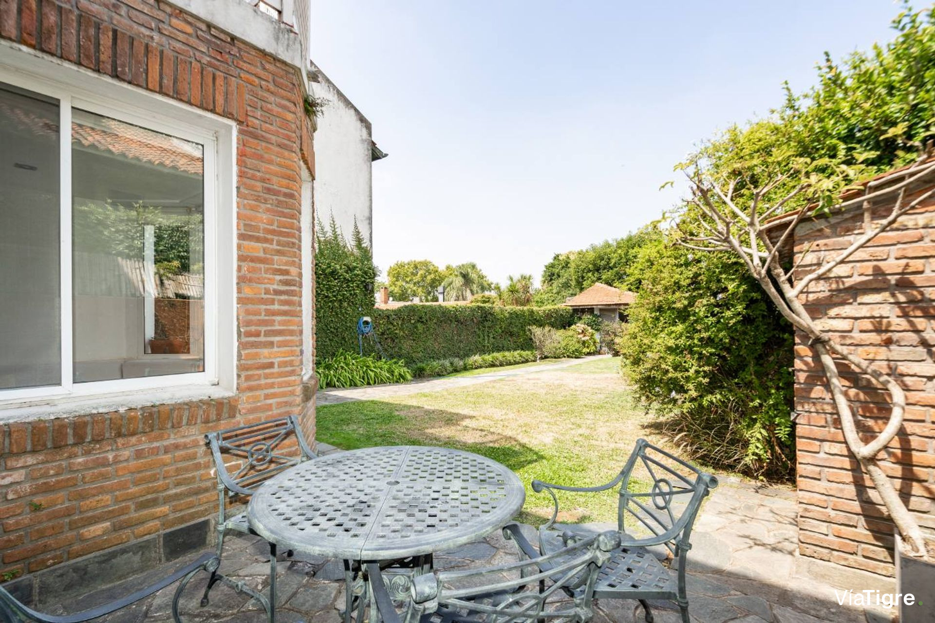 Venta casa La Lucila jardín pileta cerca estación
