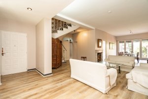 Venta casa La Lucila jardín pileta cerca estación