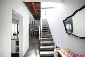 Casa Alquiler anual BAJO SAN ISIDRO AMOBLADA