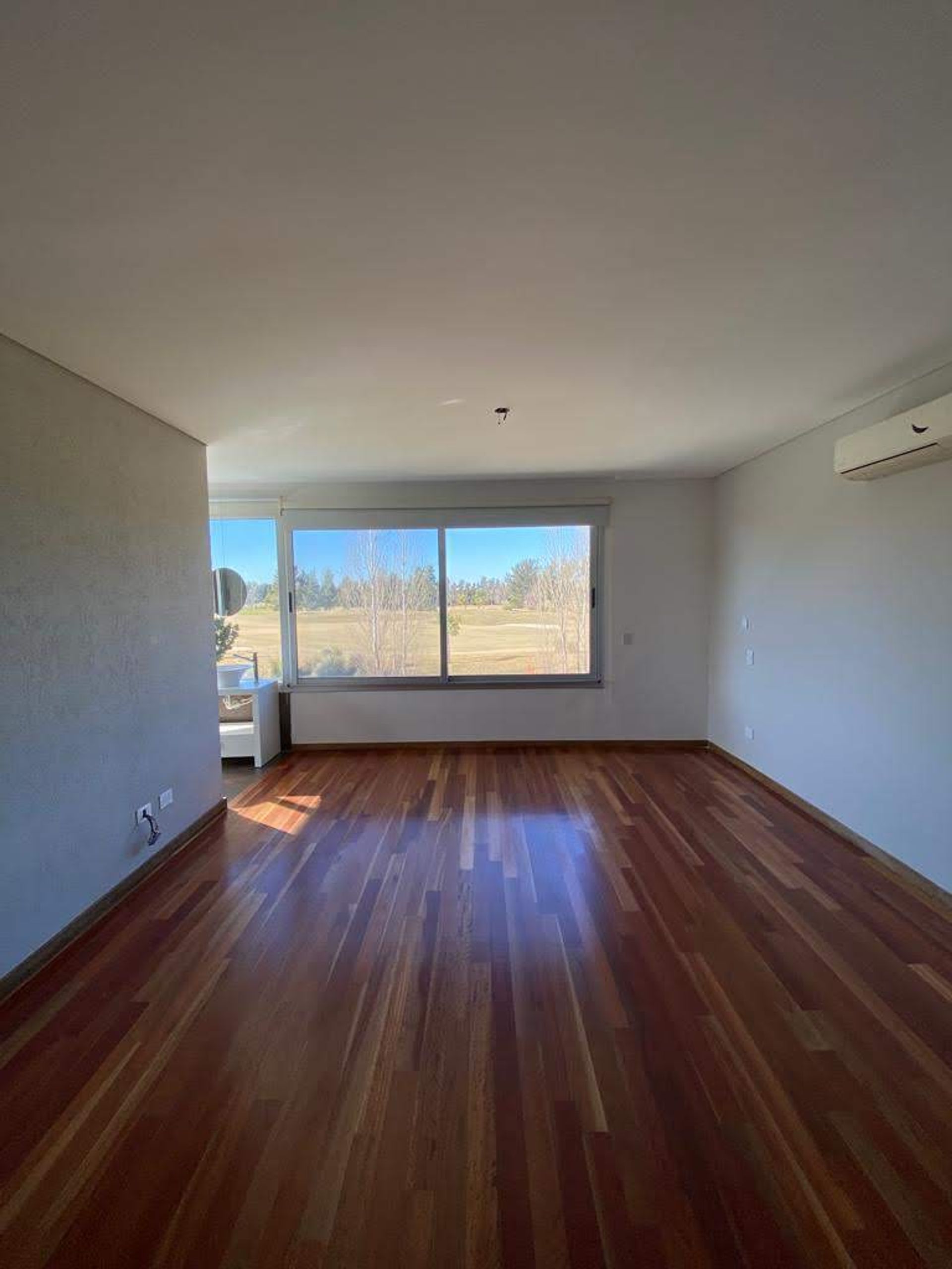 Venta Casa Golf Nordelta Con Renta