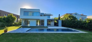 Venta Casa Golf Nordelta Con Renta