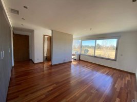 Venta Casa Golf Nordelta Con Renta