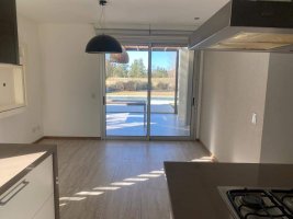 Venta Casa Golf Nordelta Con Renta