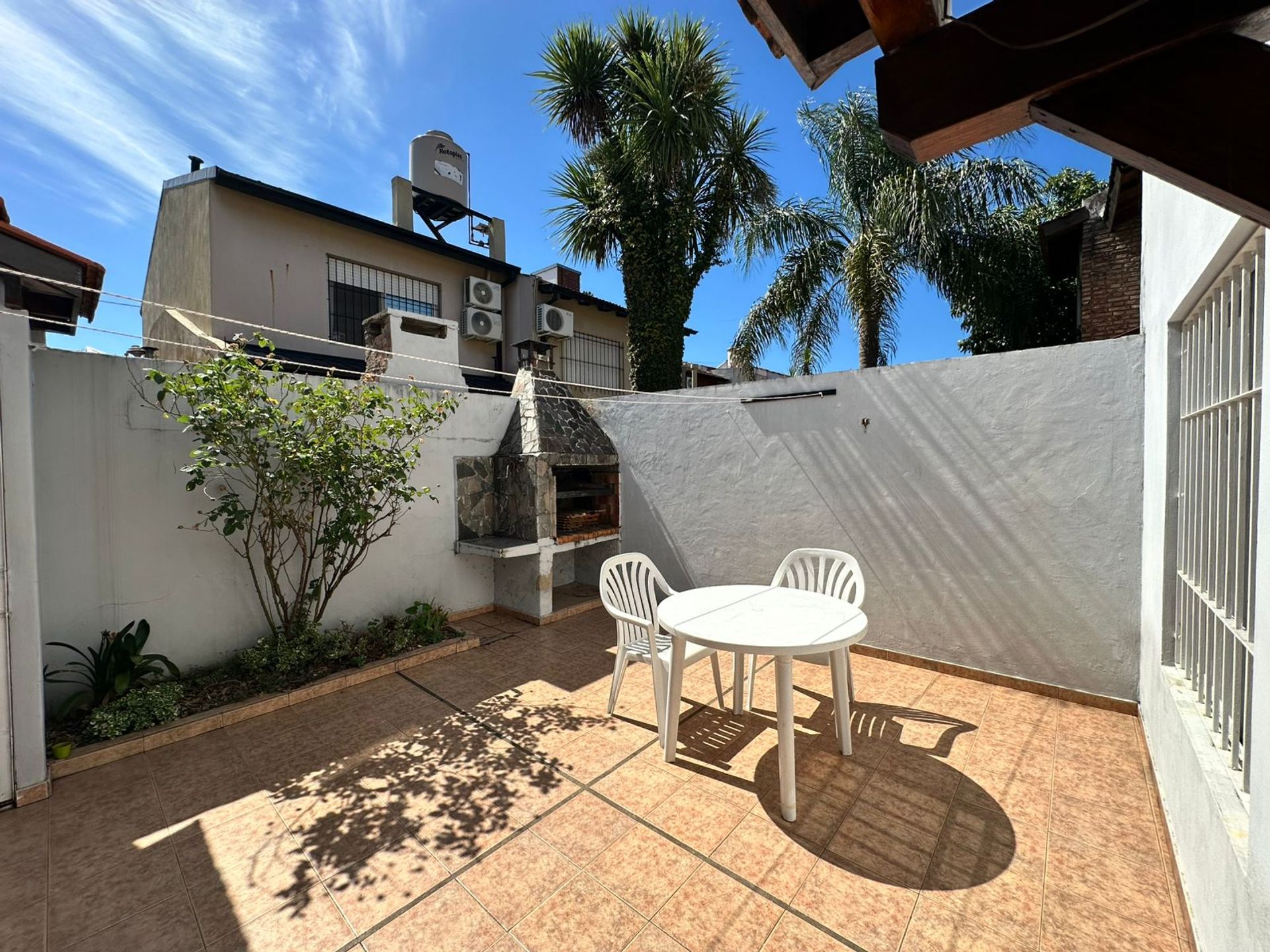 Venta Casa Dúplex 4 Ambientes con Patio Martínez