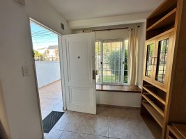 Venta Casa Dúplex 4 Ambientes con Patio Martínez