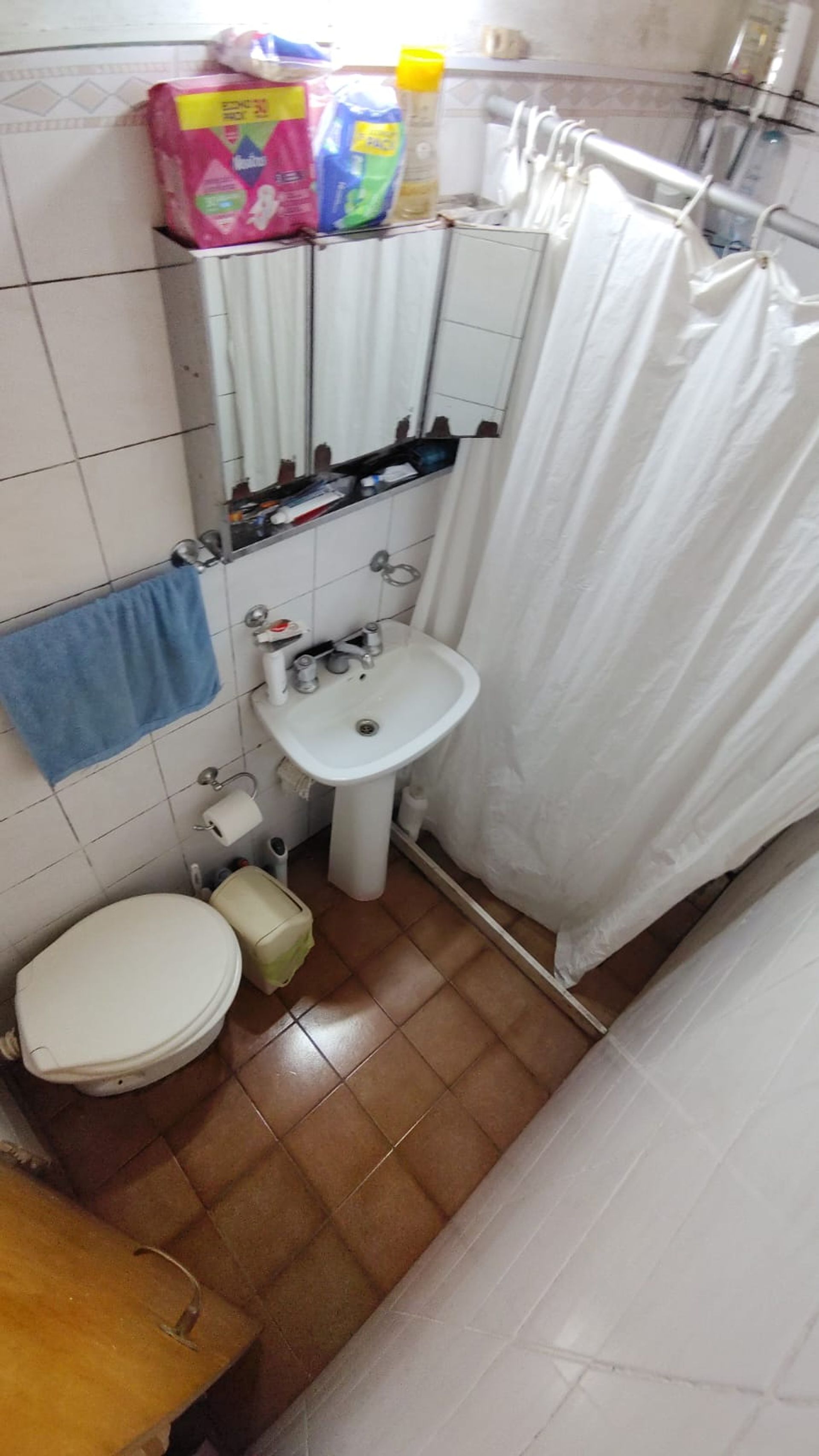 CASA 4 AMBIENTES + 2° ViIVIENDA de 3 AMB.