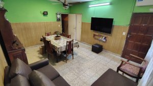 CASA 4 AMBIENTES + 2° ViIVIENDA de 3 AMB.