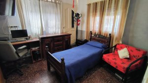 CASA 4 AMBIENTES + 2° ViIVIENDA de 3 AMB.