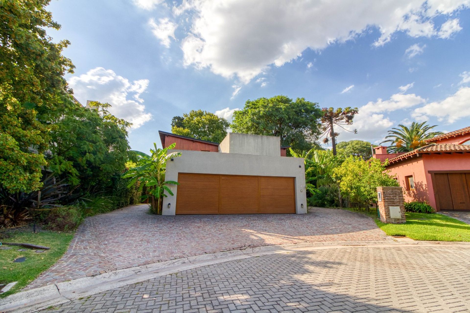 Casa En Venta B° Miradores I Beccar S/La Barranca