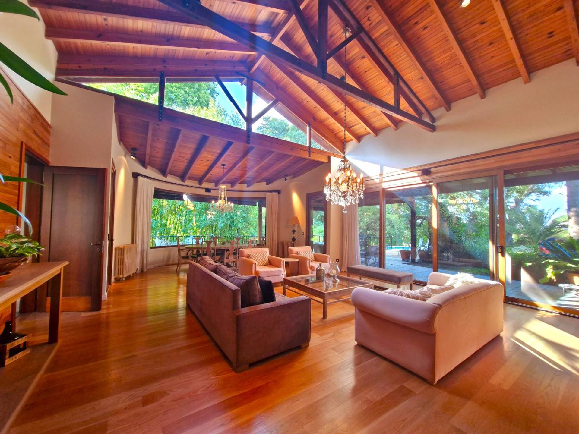 Casa En Venta B° Miradores I Beccar S/La Barranca
