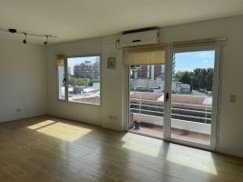 Departamento en alquiler en Beccar