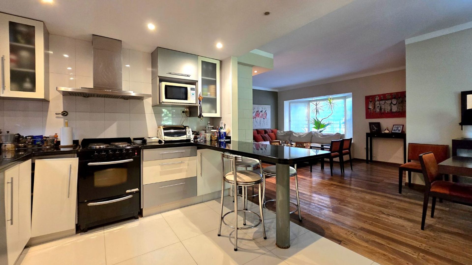 House For Sale 5‑bedroom Jadin Punta Chica