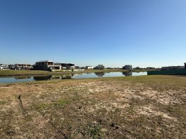 Lote en Venta Los Puentes Nordelta al Lago Central