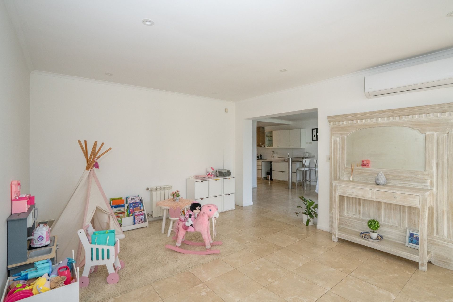 Casa 6 ambientes en Venta en Martinez San Isidro