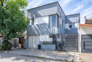 House 3‑bedroom for Sale in Martinez San Isidro