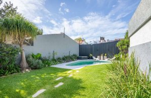 House 3‑bedroom for Sale in Martinez San Isidro