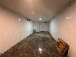 Commercial Premises for Rent – Supermarket Warehouse