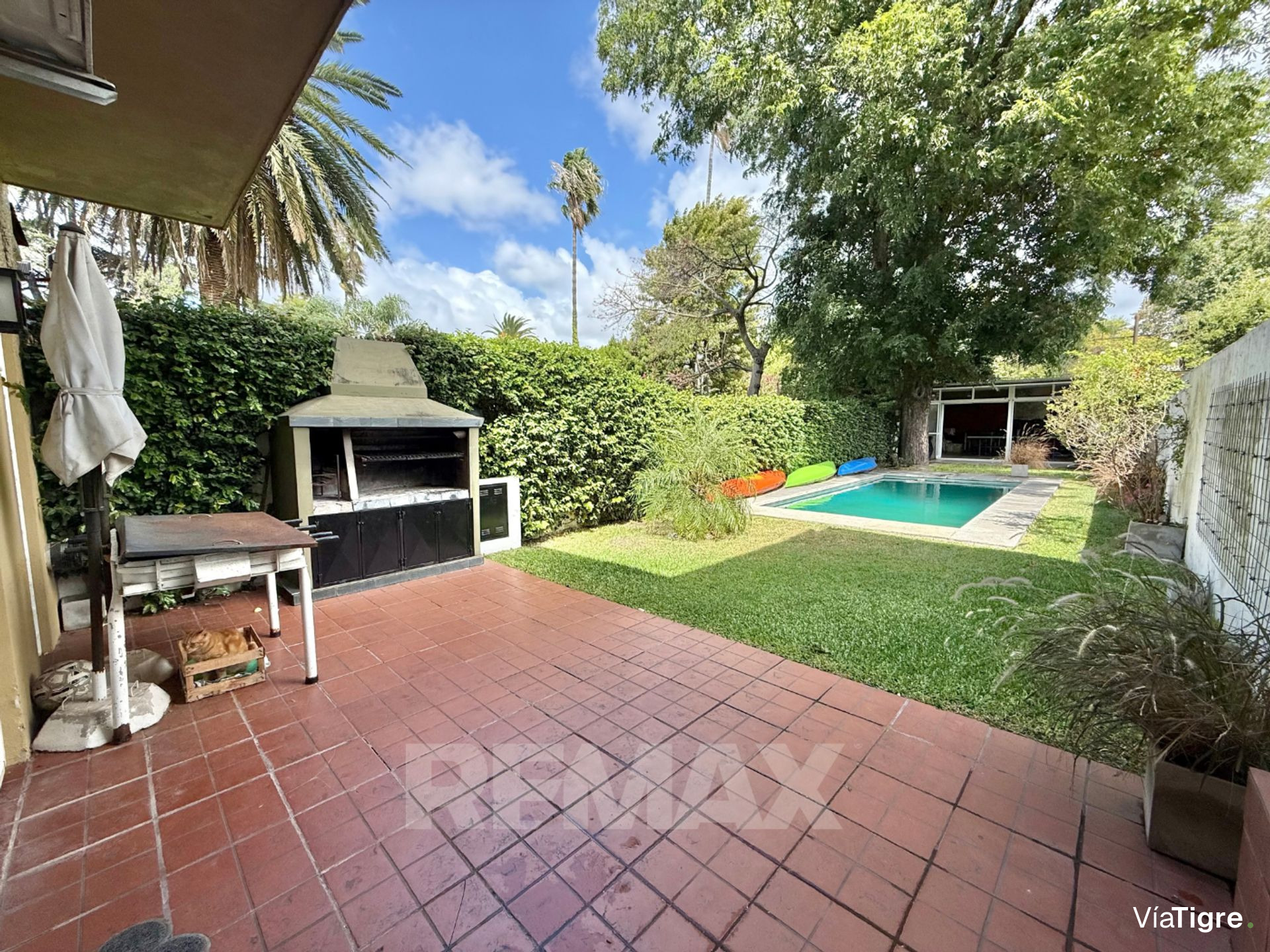Venta Casa Triplex Tigre 4 dorm pileta parque coch