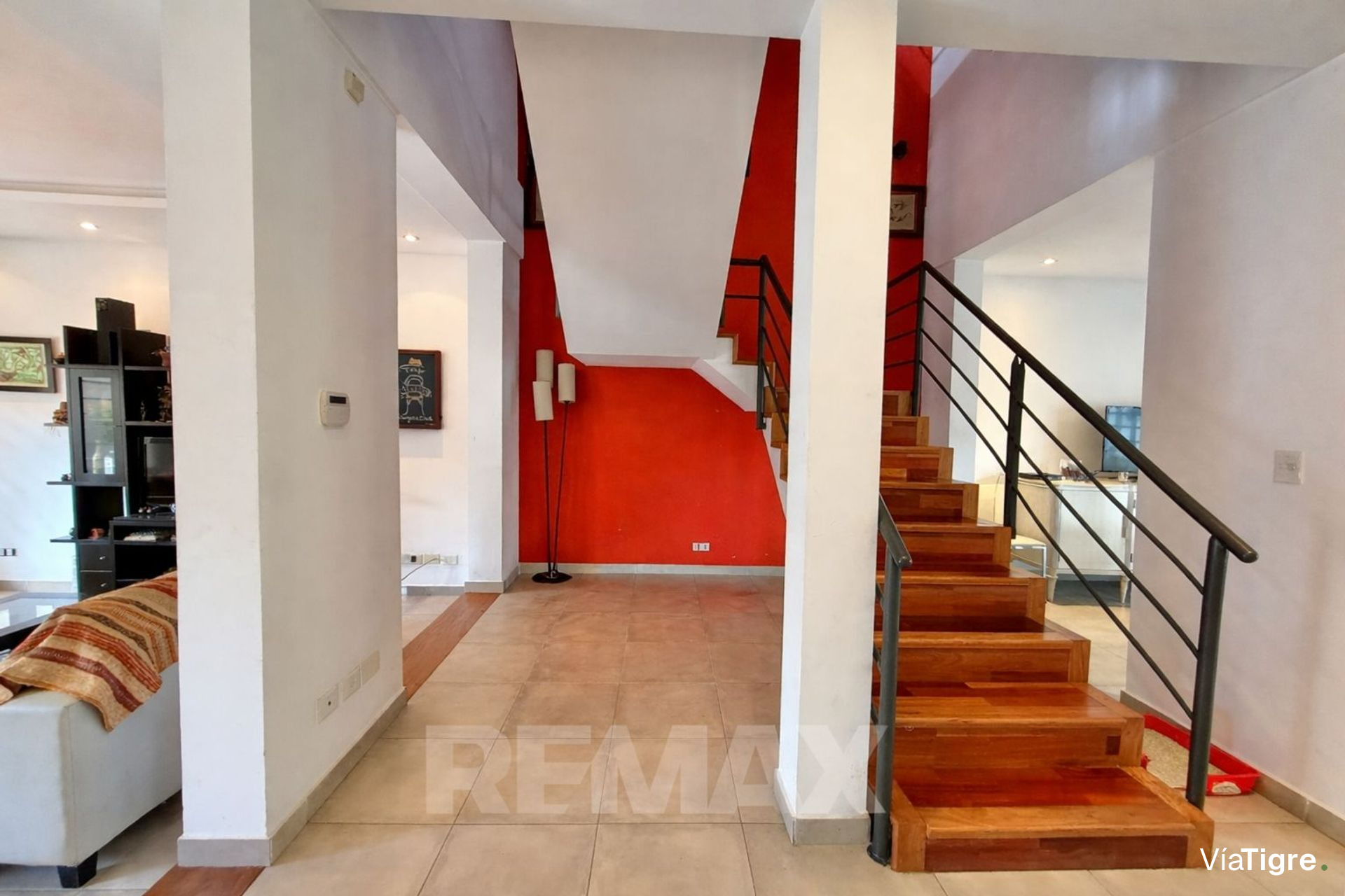 Venta Casa Triplex Tigre 4 dorm pileta parque coch