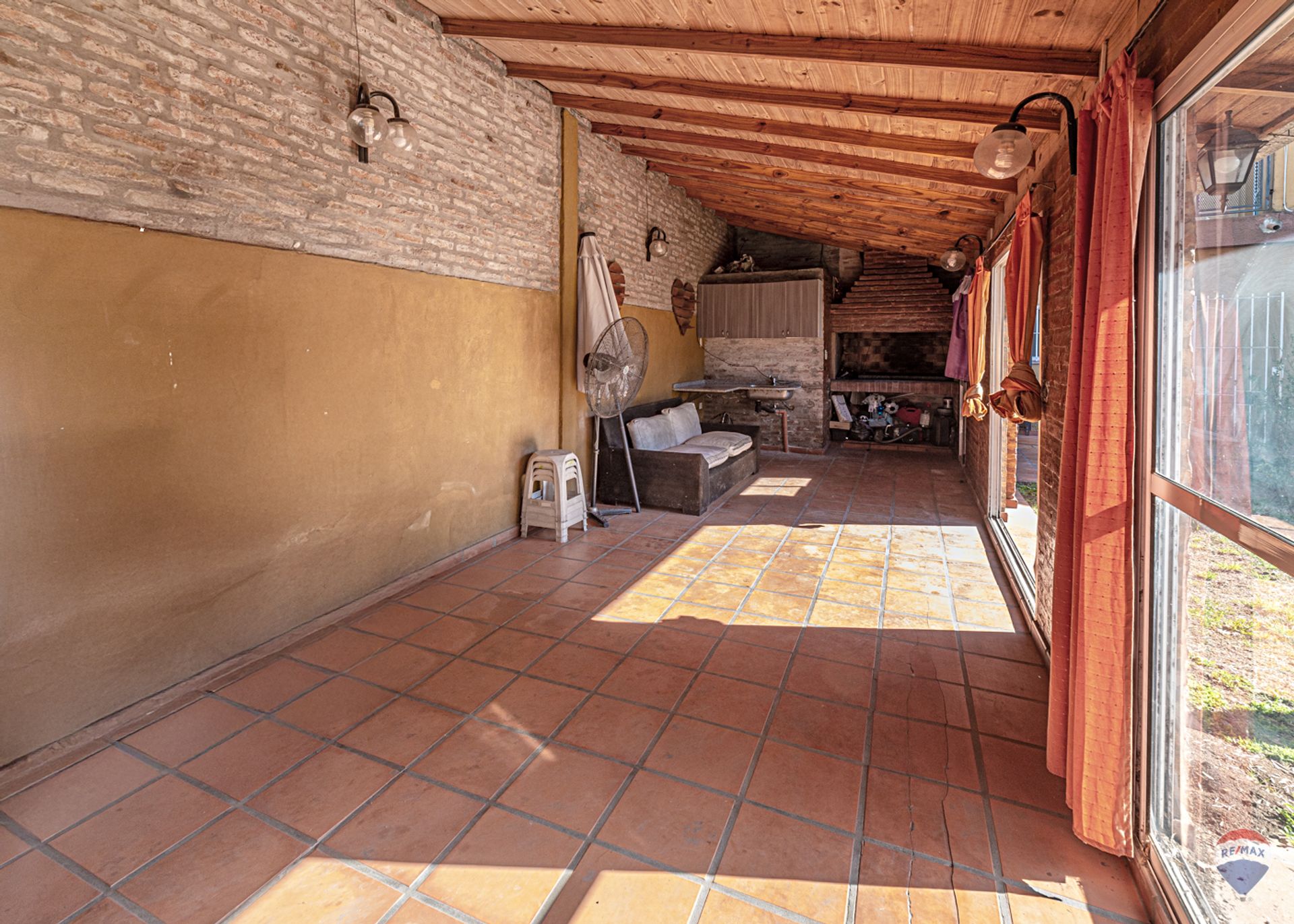 Venta casa Villa Martelli con quincho y jardin