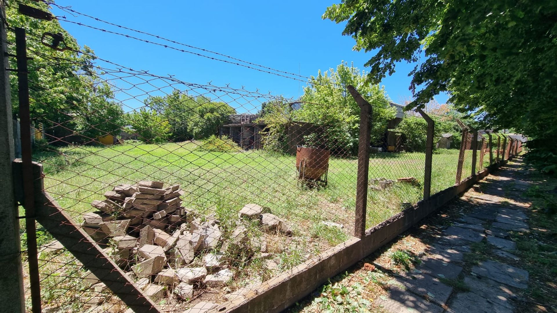 Venta Lote 1000 m2 Boulogne