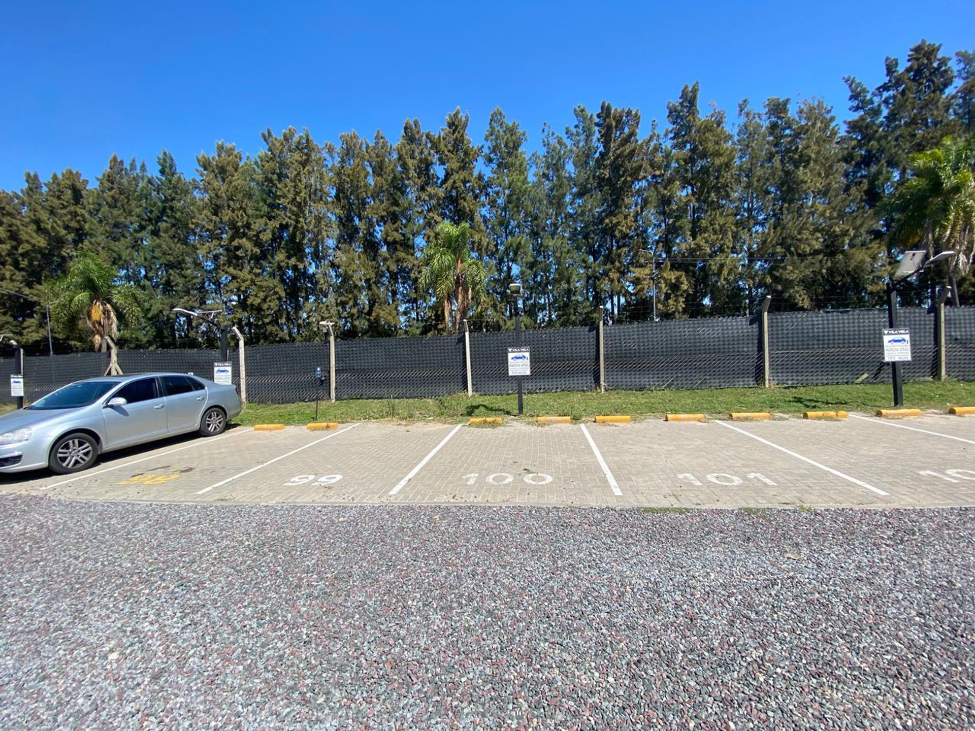 Sale parking space desc in complex Vila Vela Tigre