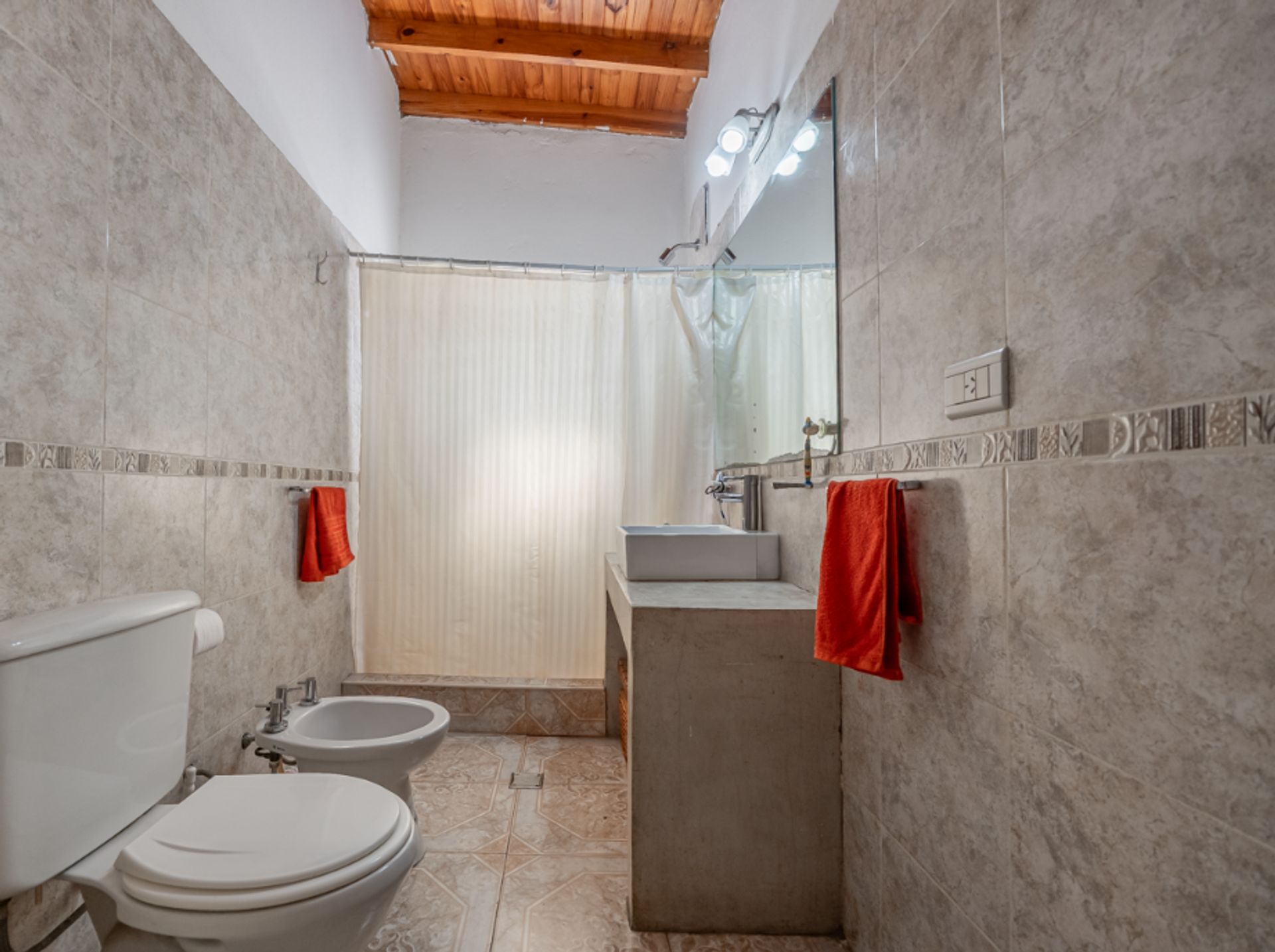 Venta multifamiliar en bloque en Virreyes 320 m2