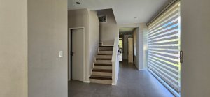 VENTA casa 4 ambientes, dep. y pileta LA DAMASIA