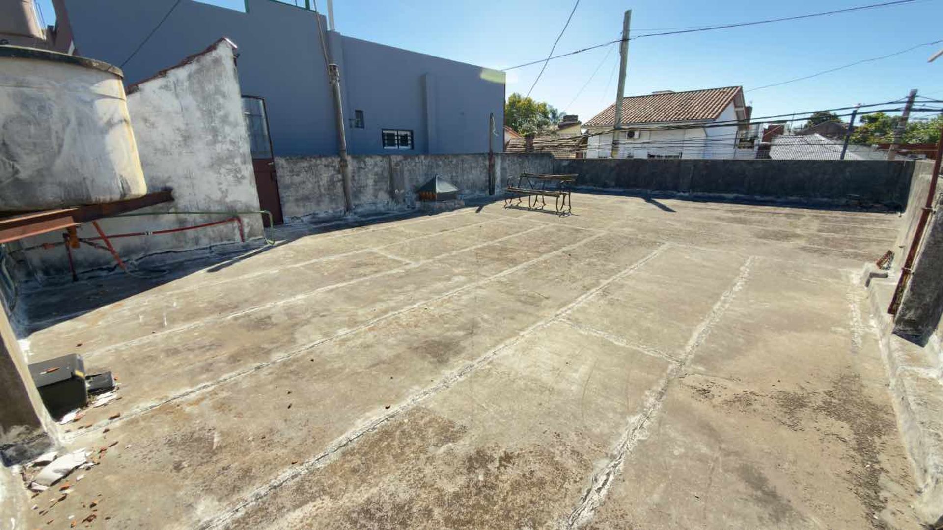 Venta casa a refaccionar en Martinez