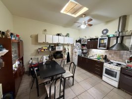 Venta Casa 3 Amb Con Pileta Y Cochera V. Adelina