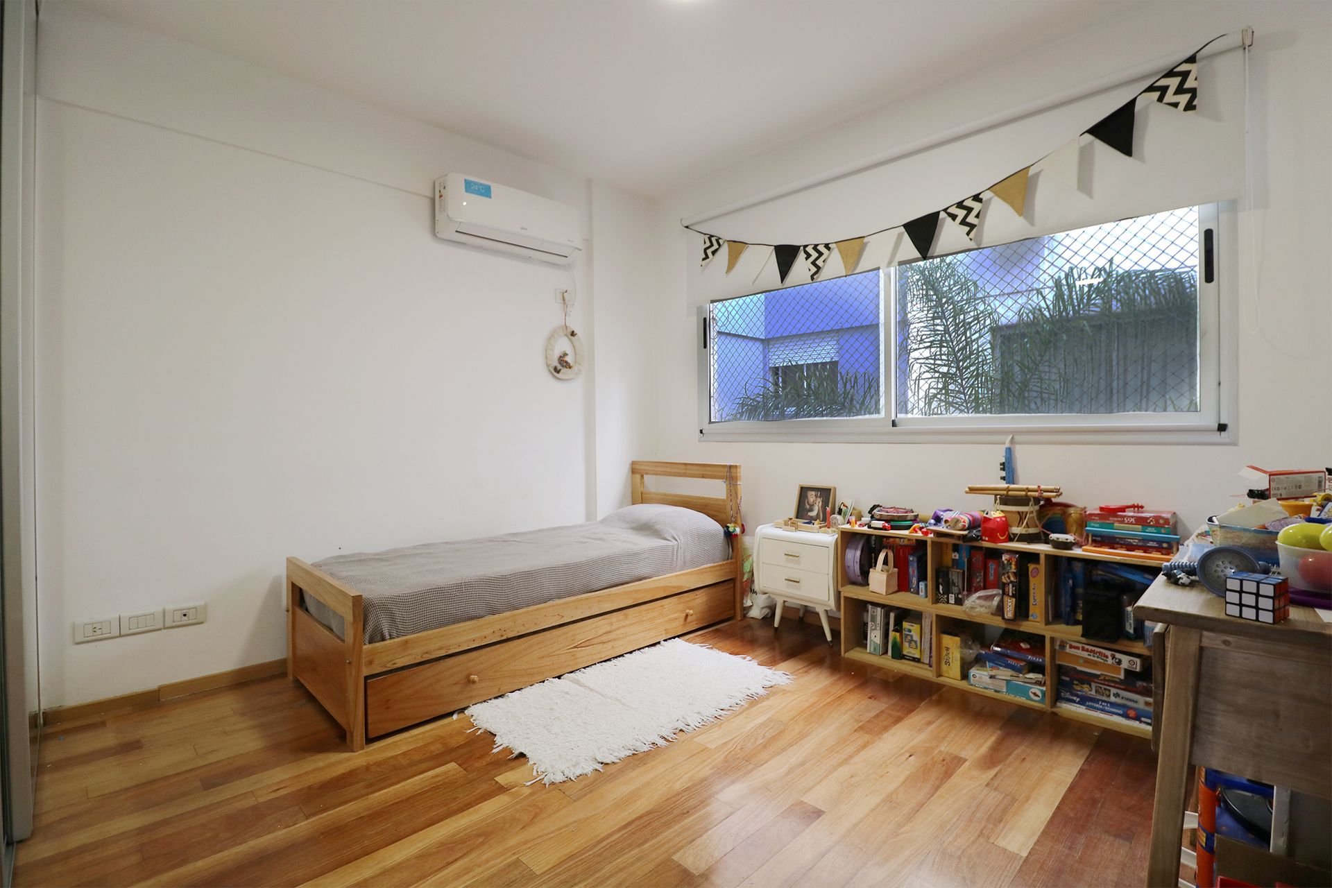 Departamento 3 Ambientes y 2 Cocheras Florida